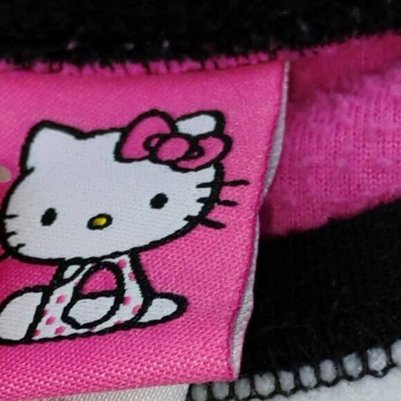 Hello Kitty Sanrio Girl's (10) Zebra Stripes Pink Fleece Nightgown PJs Sleepwear - Picture 2 of 2